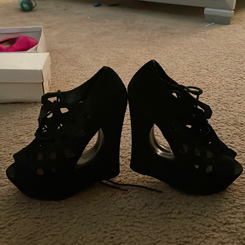 Black suede wedges peep toe